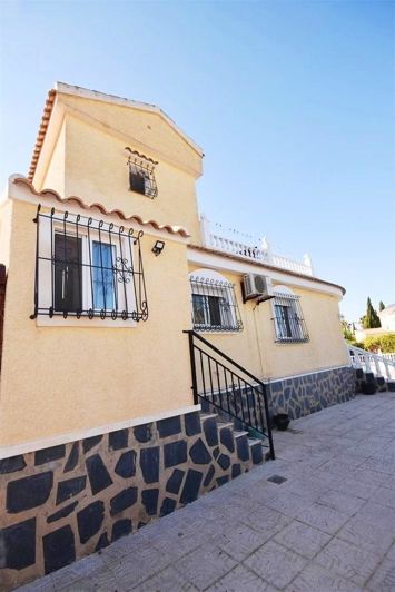 Image No.5-3 Bed Villa for sale