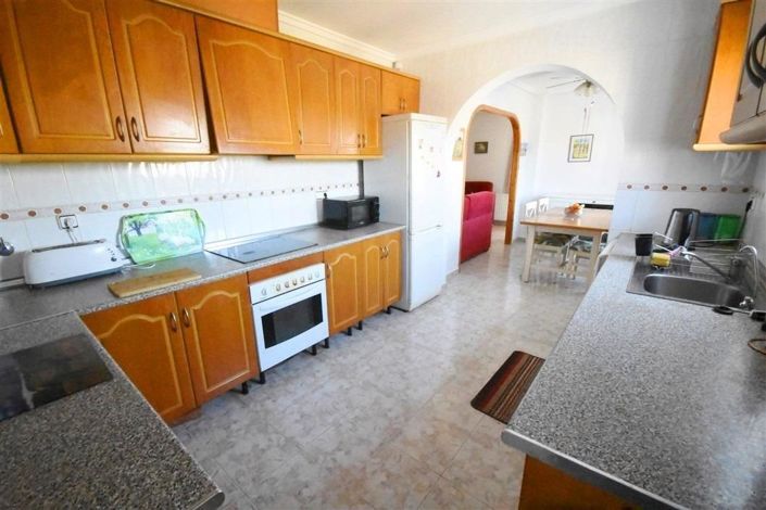 Image No.42-3 Bed Villa for sale