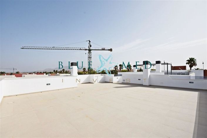 Image No.24-3 Bed Villa for sale