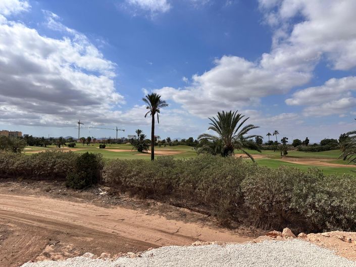 Image No.22-3 Bed Apartment for sale