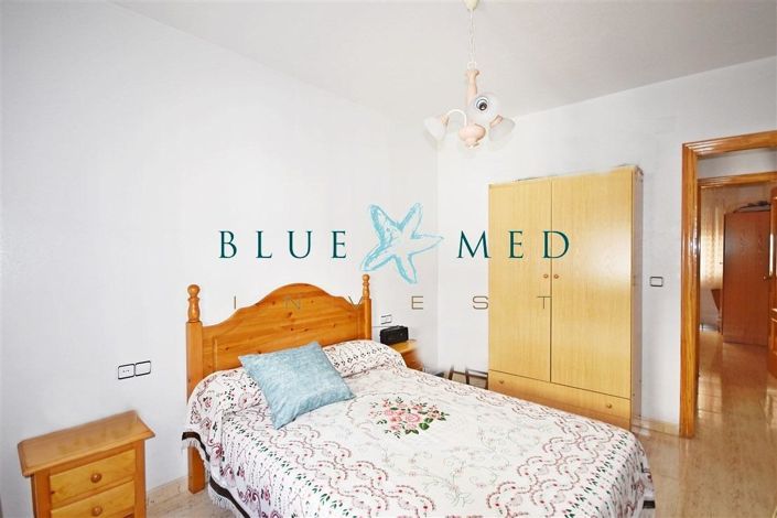 Image No.10-3 Bed Flat for sale