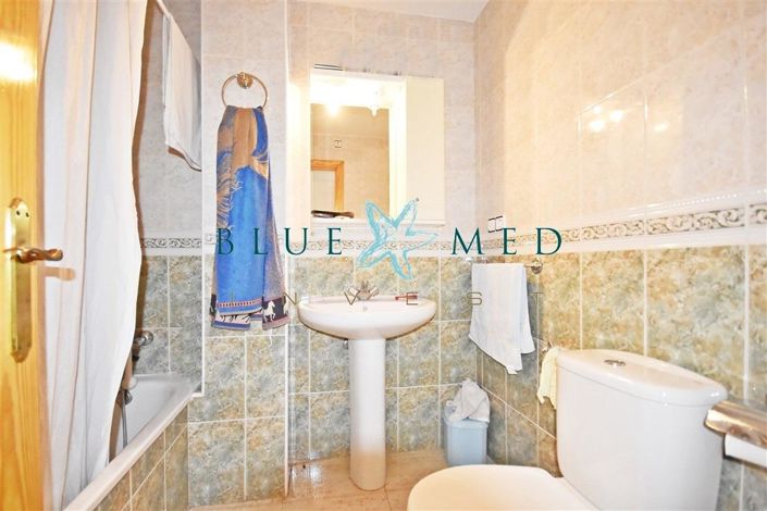 Image No.18-3 Bed Flat for sale