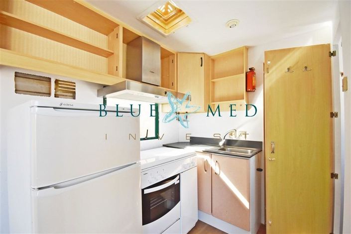 Image No.18-3 Bed Country House for sale