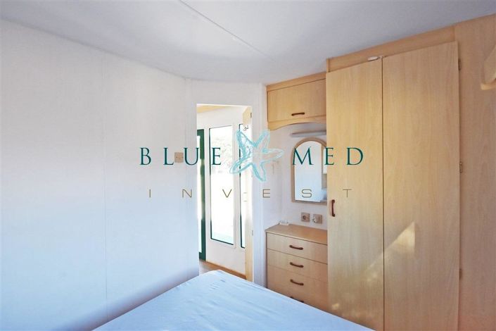 Image No.20-3 Bed Country House for sale