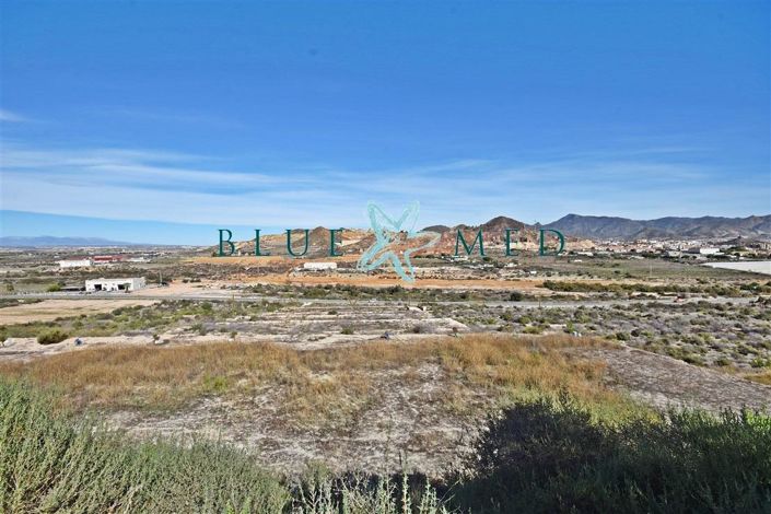 Image No.26-3 Bed Country House for sale