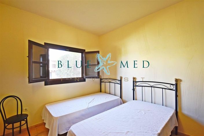 Image No.13-2 Bed House for sale