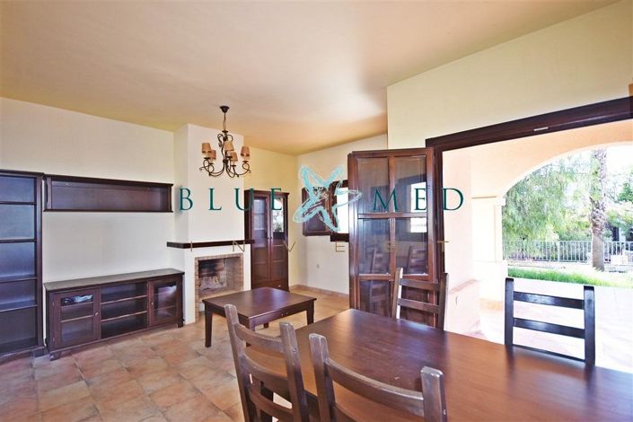 Image No.4-2 Bed House for sale