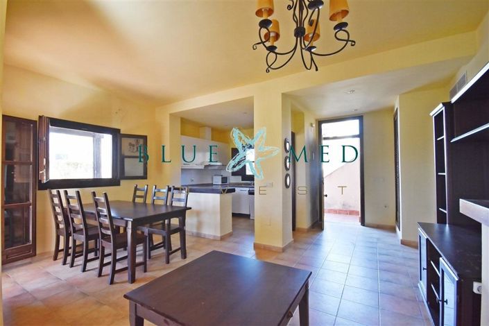 Image No.5-2 Bed House for sale