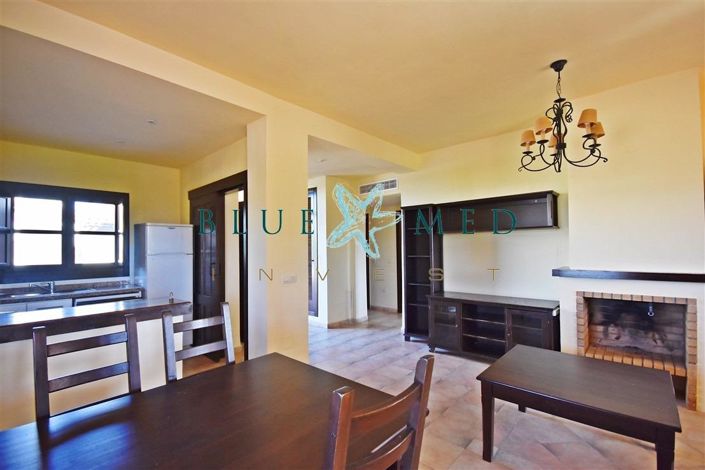 Image No.6-2 Bed House for sale