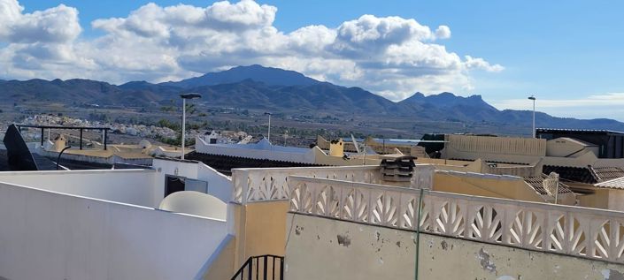 Image No.30-2 Bed House for sale