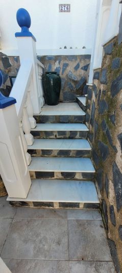 Image No.5-2 Bed House for sale