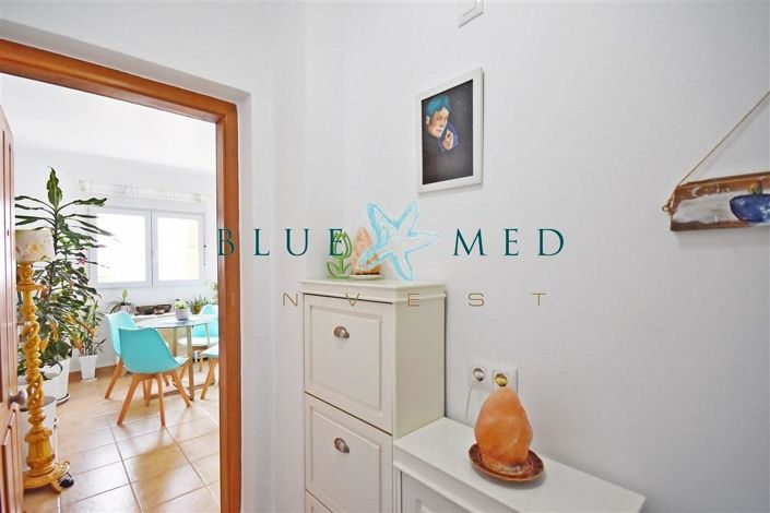 Image No.30-3 Bed Flat for sale