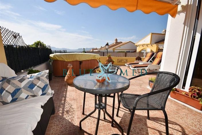 Image No.6-2 Bed House for sale