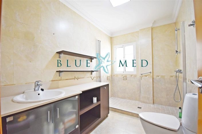 Image No.14-Villa de 8 chambres à vendre à Bolnuevo