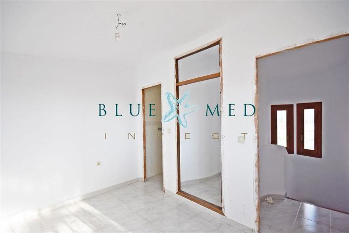 Image No.25-3 Bed Villa for sale