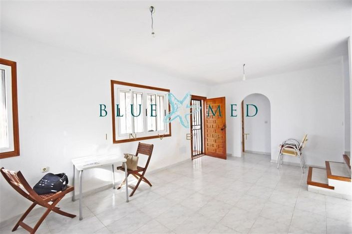 Image No.10-3 Bed Villa for sale