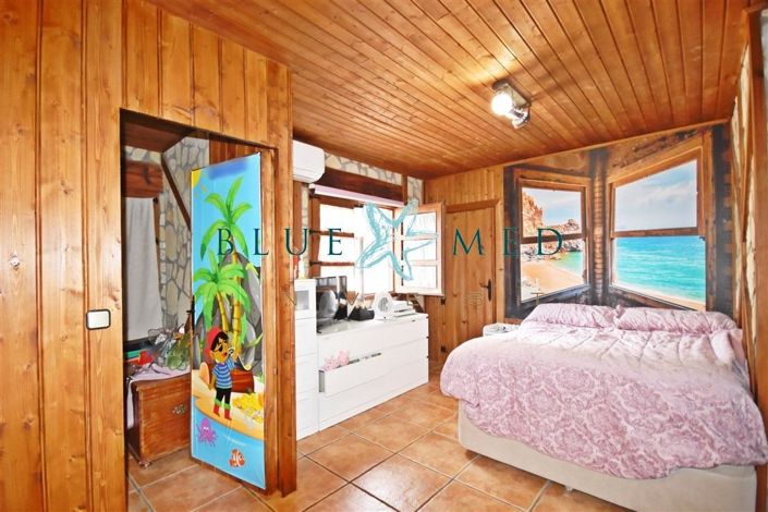 Image No.20-5 Bed Villa for sale