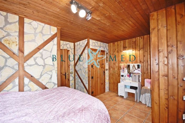 Image No.21-5 Bed Villa for sale