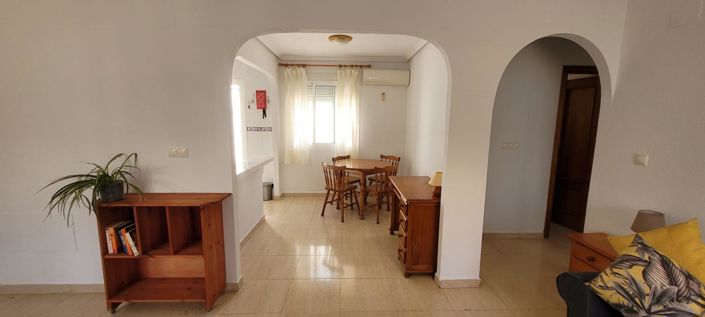 Image No.15-2 Bed House for sale