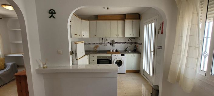 Image No.17-2 Bed House for sale