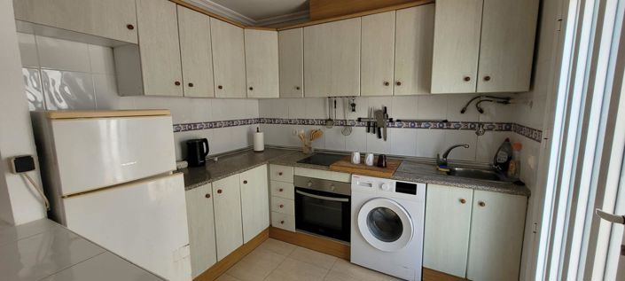 Image No.17-2 Bed House for sale