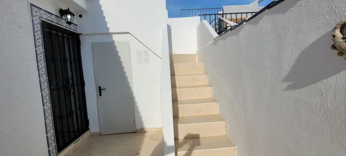 Image No.22-2 Bed House for sale