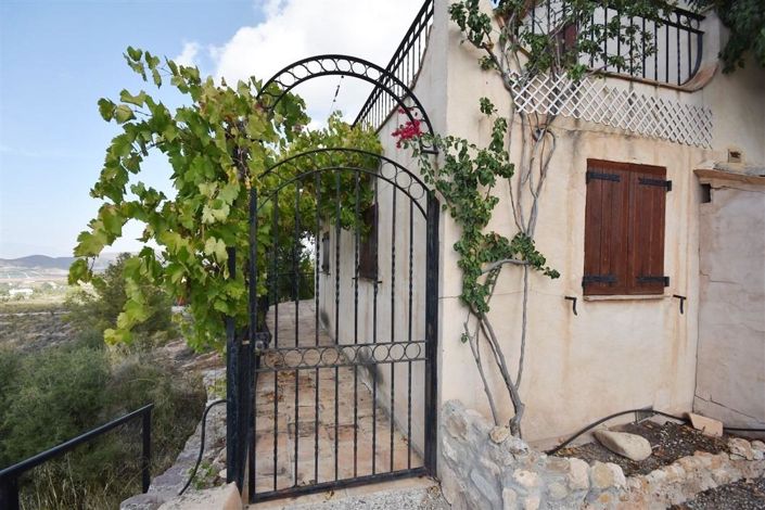 Image No.10-3 Bed Villa for sale