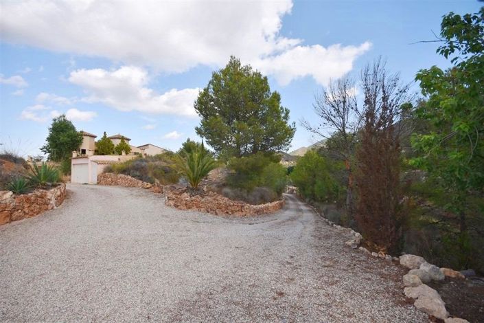 Image No.3-3 Bed Villa for sale