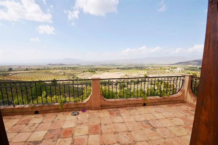 Image No.36-3 Bed Villa for sale