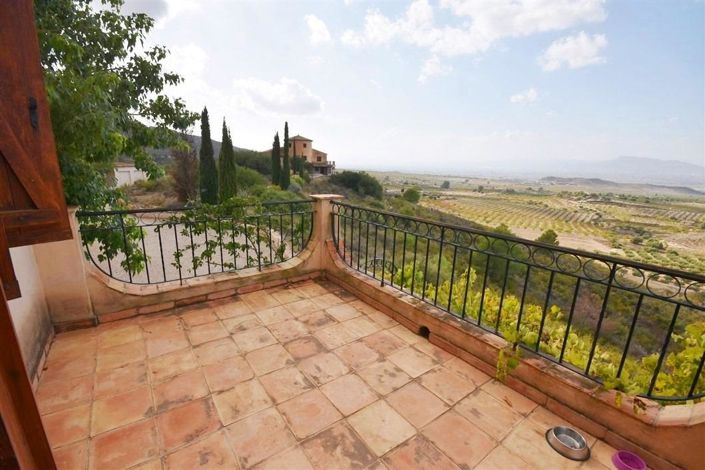 Image No.37-3 Bed Villa for sale