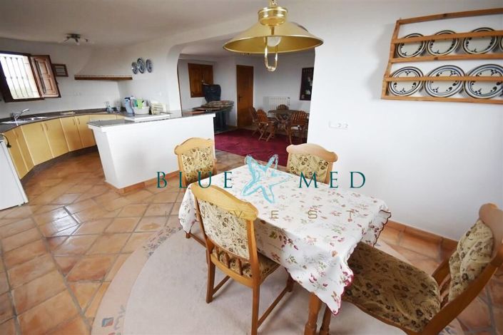 Image No.19-4 Bed Villa for sale