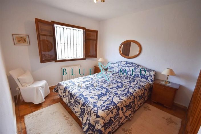 Image No.42-4 Bed Villa for sale