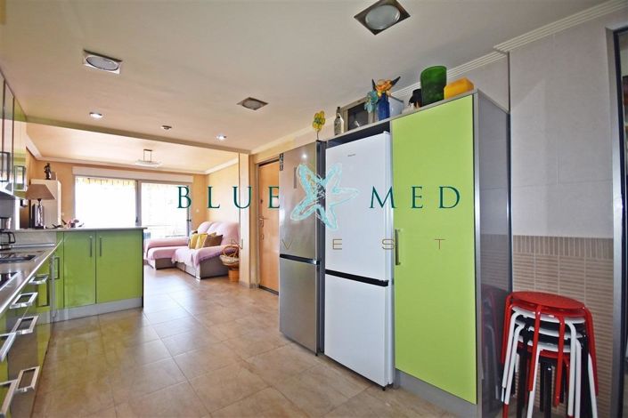 Image No.12-4 Bed Flat for sale