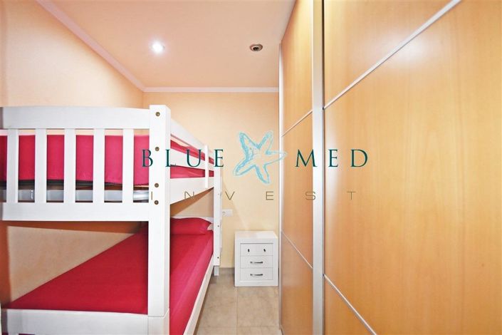 Image No.22-4 Bed Flat for sale