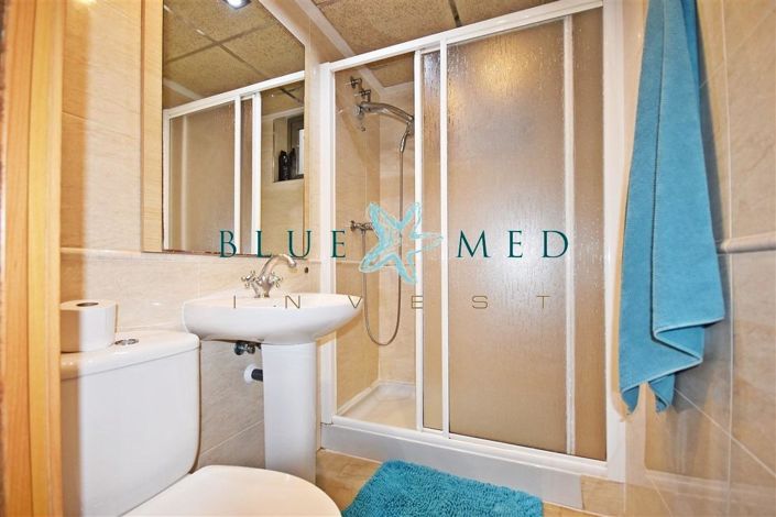 Image No.25-4 Bed Flat for sale