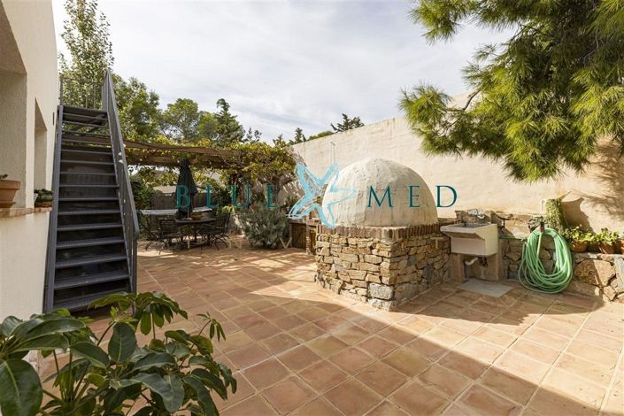 Image No.12-3 Bed Villa for sale