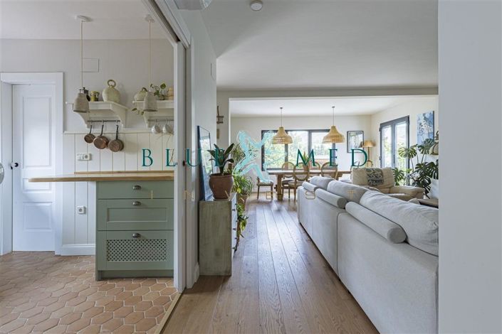 Image No.29-3 Bed Villa for sale