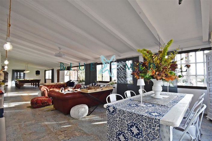 Image No.11-6 Bed Country House for sale