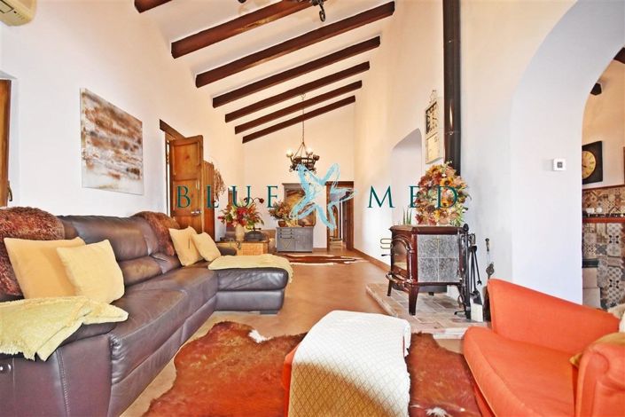 Image No.14-6 Bed Country House for sale