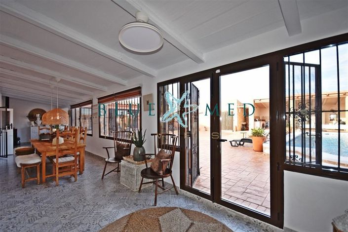 Image No.30-6 Bed Country House for sale