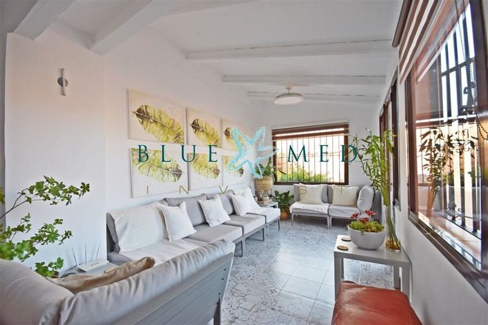 Image No.33-6 Bed Country House for sale