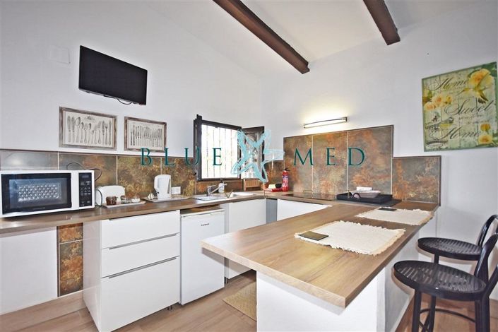 Image No.37-6 Bed Country House for sale