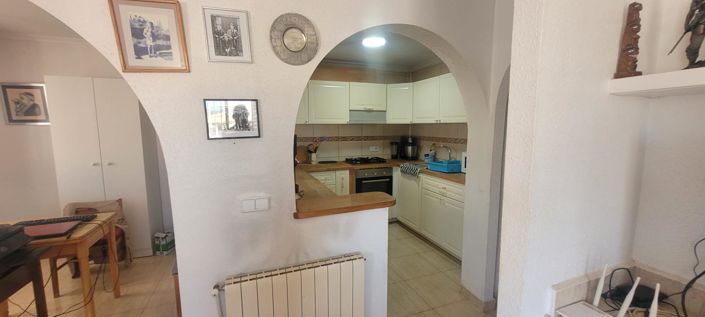 Image No.12-3 Bed House for sale