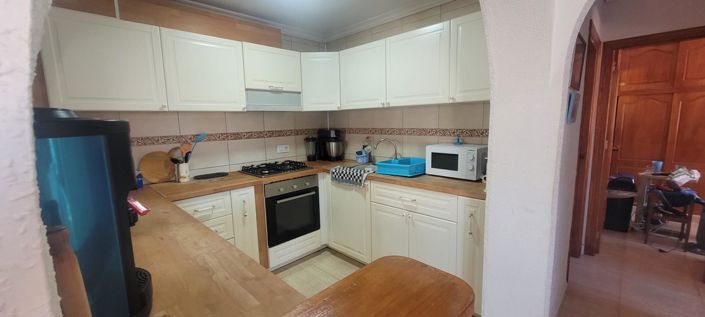 Image No.13-3 Bed House for sale