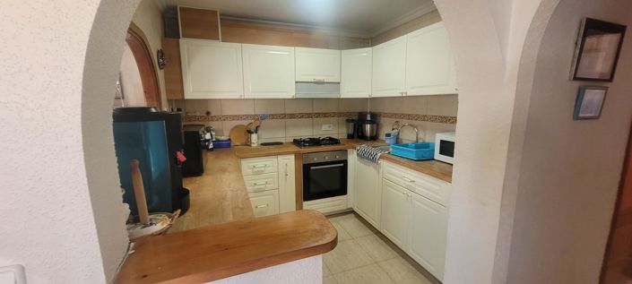 Image No.15-3 Bed House for sale