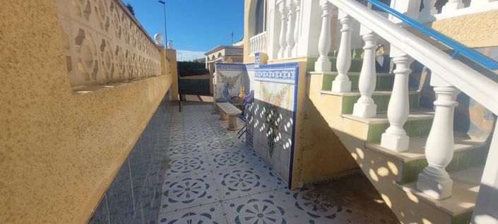 Image No.26-3 Bed House for sale