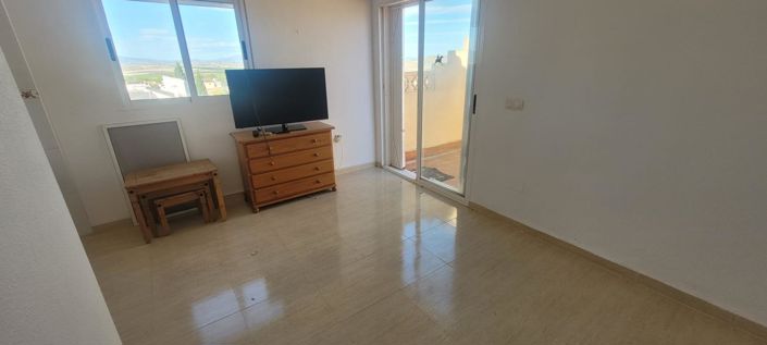 Image No.40-3 Bed House for sale