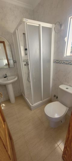 Image No.42-3 Bed House for sale