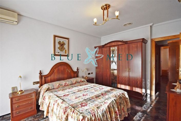 Image No.16-4 Bed Duplex for sale