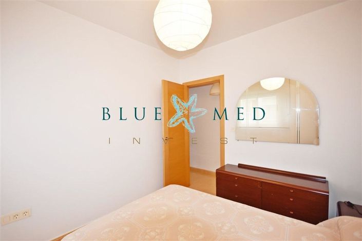 Image No.21-3 Bed Flat for sale